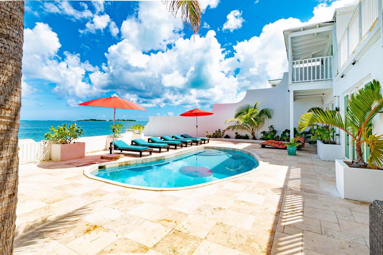 Caprice 7 -Oceanfront Villa - Gated Community With Pool Νασάου Εξωτερικό φωτογραφία
