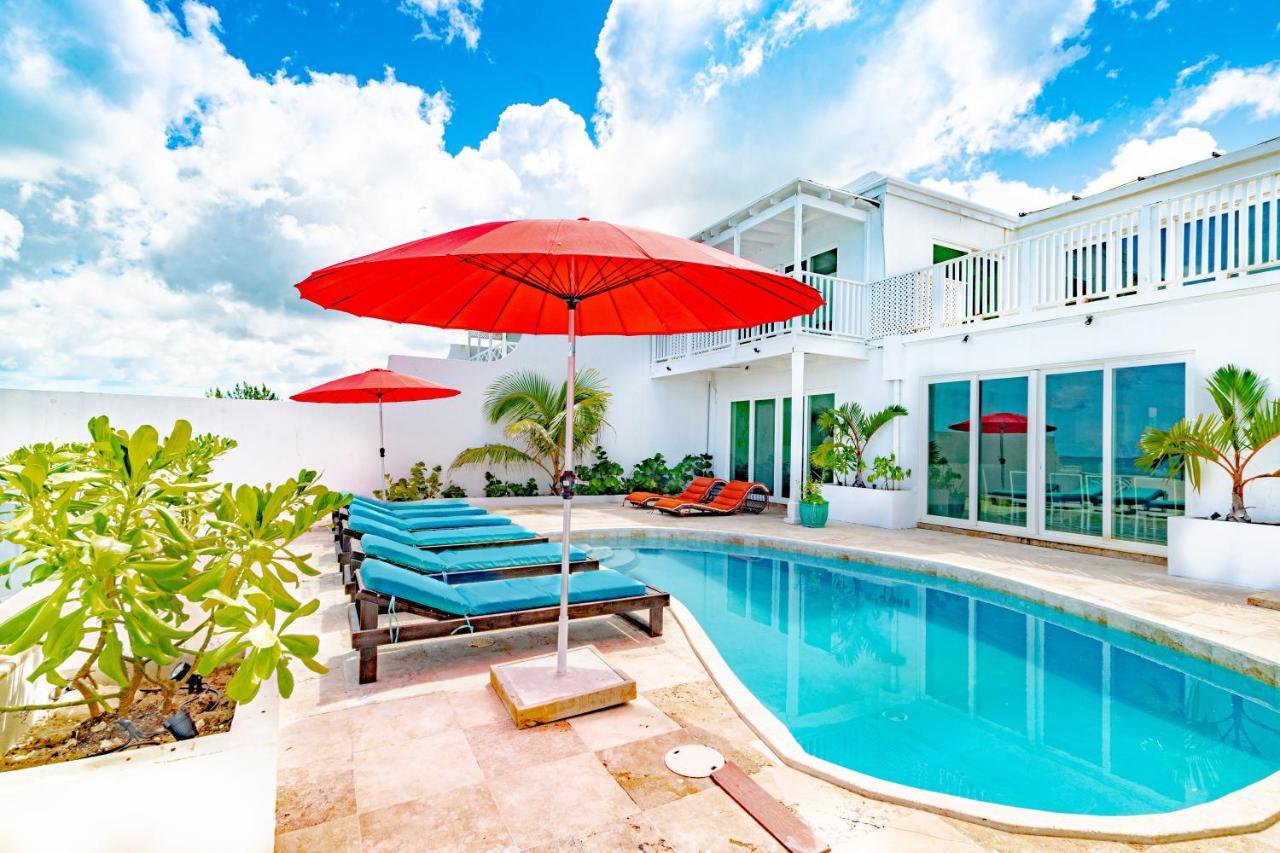 Caprice 7 -Oceanfront Villa - Gated Community With Pool Νασάου Εξωτερικό φωτογραφία